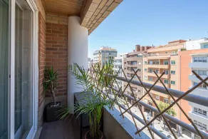 Stunning Trendy Flat w/ Balcony by HostWise - Image 4