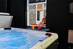 Derby-Ready Gatsby Mansion w/ Speakeasy & Hot Tub! - Image 5