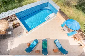 Villa totalmente attrezzata con barbecue, terrazza e piscina privata | Vista sulla montagna - Image 2