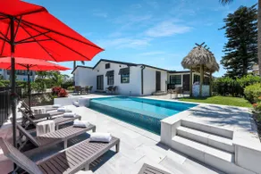 Canal Dreamin | Heated Pool • Mini Golf • - Image 2