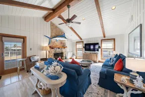 Reelview | Canal Front Retreat - Image 3