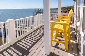 The Lookout Waterfront Escape - Image 5
