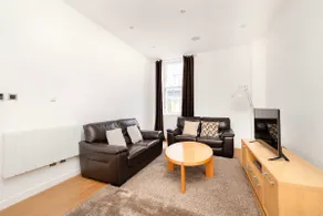 Stylish Apartment in Edinburgh City Centre, Sleeps 4. License no. EH-68704-F - Image 4