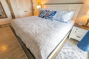 New 2BR Renaissance Towers, Pools, Great Oceanview - Image 3