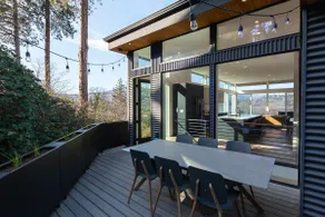 Amazing view, luxury home, multi-level w/ an - Image 5