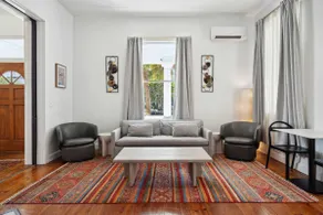 Artsy Apartment in Victorian Home with Heated Pool - Image 4