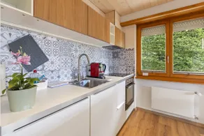 Apartment with terrace, close to the center - Image 3