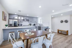 Modern 3BR Home + Parking + Near DTLA #TravelSGV - Image 4