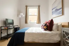 Urban Luxury Retreat:Mercantile on Morris/1BR/WiFi - Image 3