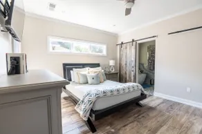Modern Stretch Home - 3BR/Bathtub/New Build/Grill - Image 3