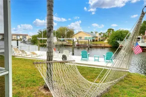 Dockside Nook -Waterfront, Dock, Heated Pool - Image 4