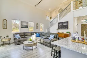 Cumberland Lake Retreat: Furnished Deck & Grill! - Image 4