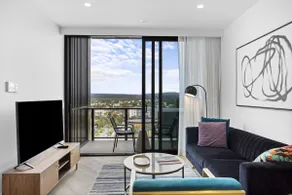 Southport Lux top floor apartment - Image 2