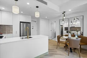 Southport Lux top floor apartment - Image 4