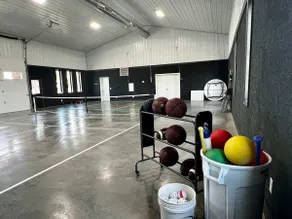 Family Lodge- Indoor Pickleball, Rec Room, FirePit - Image 2