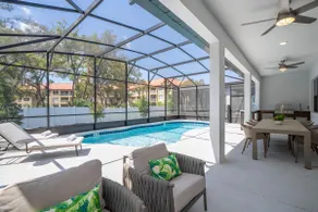 Brand New 6BD Luxury Home w Pool Best Location. - Image 5