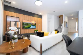 Brand New 6BD Luxury Home w Pool Best Location. - Image 3