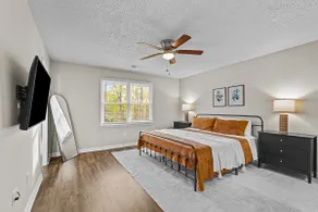 Sunwoven Townhouse half a mile to downtown! - Image 2