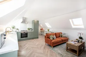 Barney's Barn - Image 2