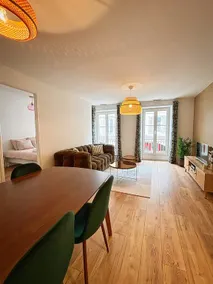 Joli Perot - Comfortable, downtown, 5 min from the port - Image 3
