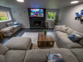 Remodeled 2BR, Chic and Cozy - Image 2