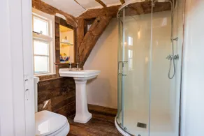 Taper House - Cosy Medieval Cottage - Image 4