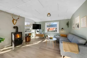 Lovely holiday home with a wilderness bath, close. - Image 4