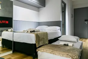 Luxury Apartment with Incredible View - Air-Conditioning + Rooftop - Image 2