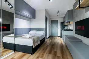 Luxury Apartment with Incredible View - Air-Conditioning + Rooftop - Image 5