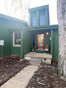 Mary's Cabin - Image 2