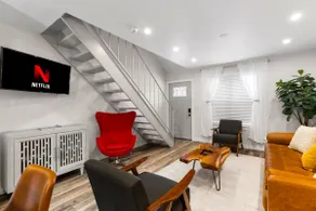 Retro SoCo Getaway Townhome! - Image 4