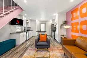 Ladybird Pink Palace SoCo Dream Townhome! - Image 4