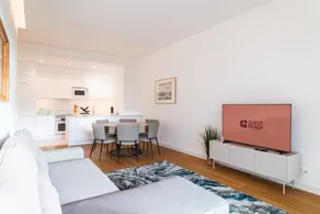 GuestReady - Acqua residences - Emerald - Image 2