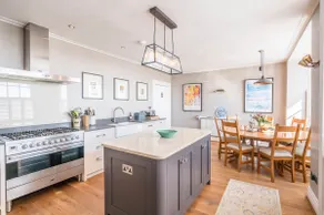 Market Cross House, Aldeburgh. Sea front holiday home - Image 3