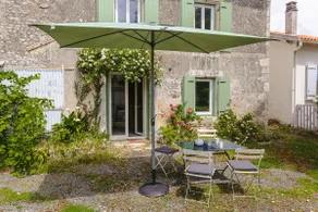 Gabae The Green Shutters - Image 3