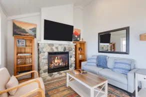 Cozy Whidbey Island Home | Steps on the beach - Image 5