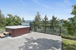 Amazing Mt. Rainier Views | Pool | Family Get Away - Image 4