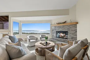 Pacific Oasis | An Oceanfront Escape - Image 2