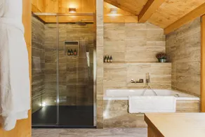 Chalet Scierie - luxury chalet with hot tub - Image 4