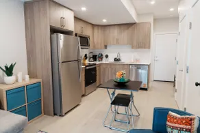 The Amber Suite | Close to Airport - Image 2