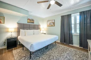 Stylish 2BR Unit Near Roswell & Woodstock - Image 4