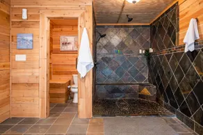 Stylish 2BR Unit Near Roswell & Woodstock - Image 2
