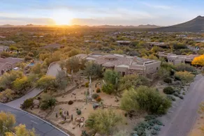 5BR Desert Villa · Heated Pool · Hot Tub · Views - Image 2