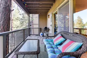 Bend Basecamp! Condo w/ Pool Near Deschutes River - Image 2