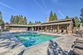 Bend Basecamp! Condo w/ Pool Near Deschutes River - Image 3