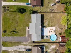 Poolside Playhouse | Hot Tub | Near Wrights. Beach - Image 3