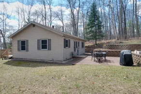 Lk Nokomis Cabin | Level Frontage+Dock Slip+Trails - Image 2