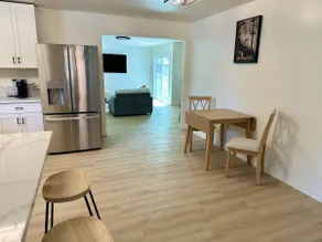 Beautiful 4 BD home, Brand New Pool and Hot Tub - Image 3