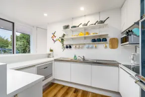 Stylish 3BR in Hawker - Colorful and Renovated - Image 4