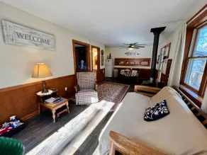 1 BR Cabin by Mountain Stream - Image 4